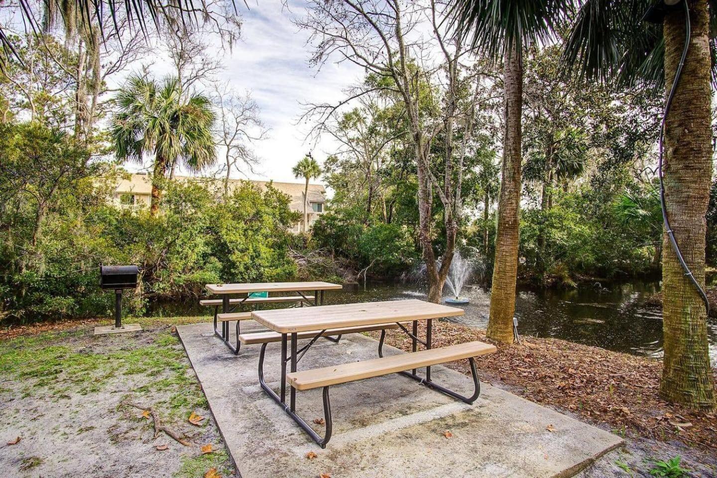 Forest Beach Condo Walk To Coligny, Pool, Tennis Hilton Head Island Bagian luar foto