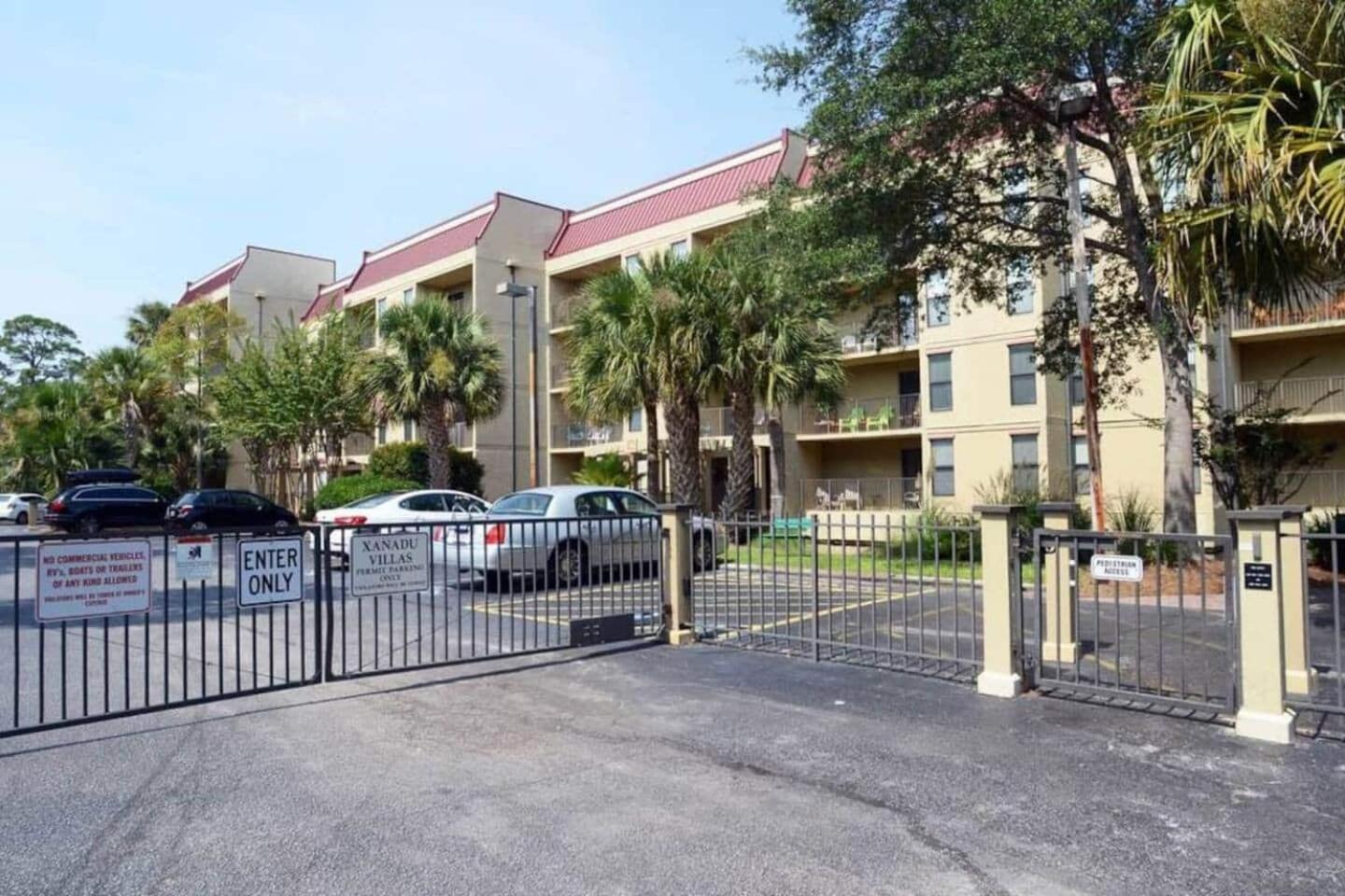 Forest Beach Condo Walk To Coligny, Pool, Tennis Hilton Head Island Bagian luar foto