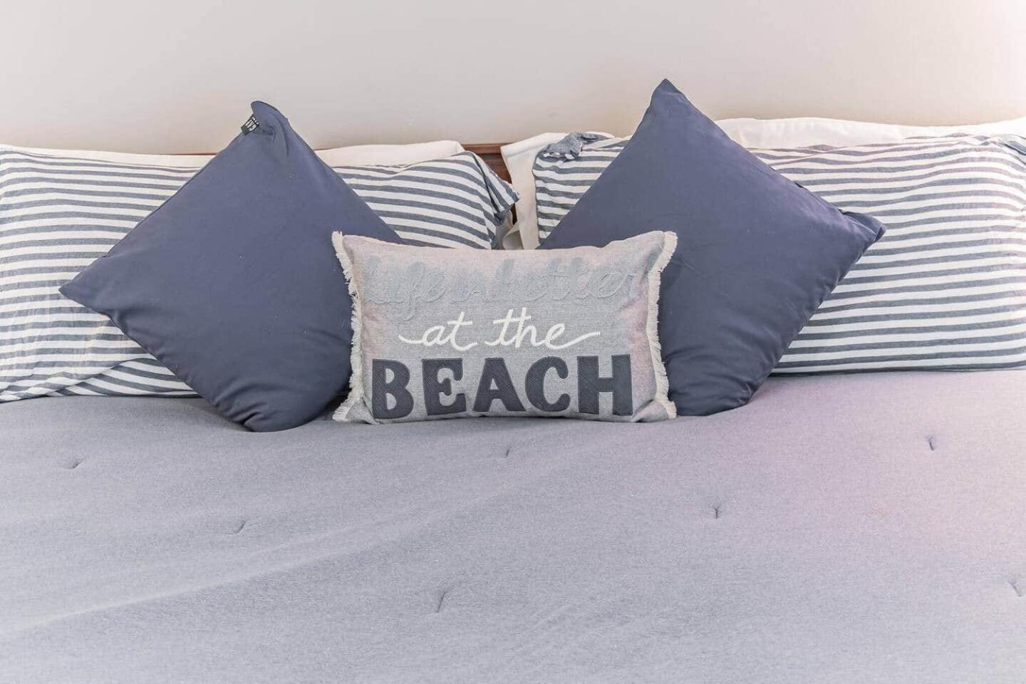 Forest Beach Condo Walk To Coligny, Pool, Tennis Hilton Head Island Bagian luar foto